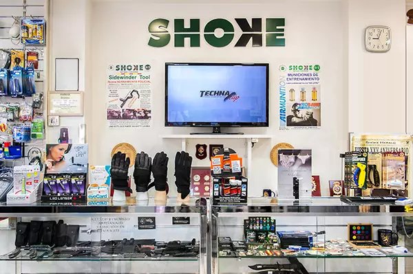 SHOKE tienda policial en Madrid